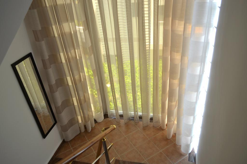 Nuovo Sun Golem Hotell Golem  Exteriör bild